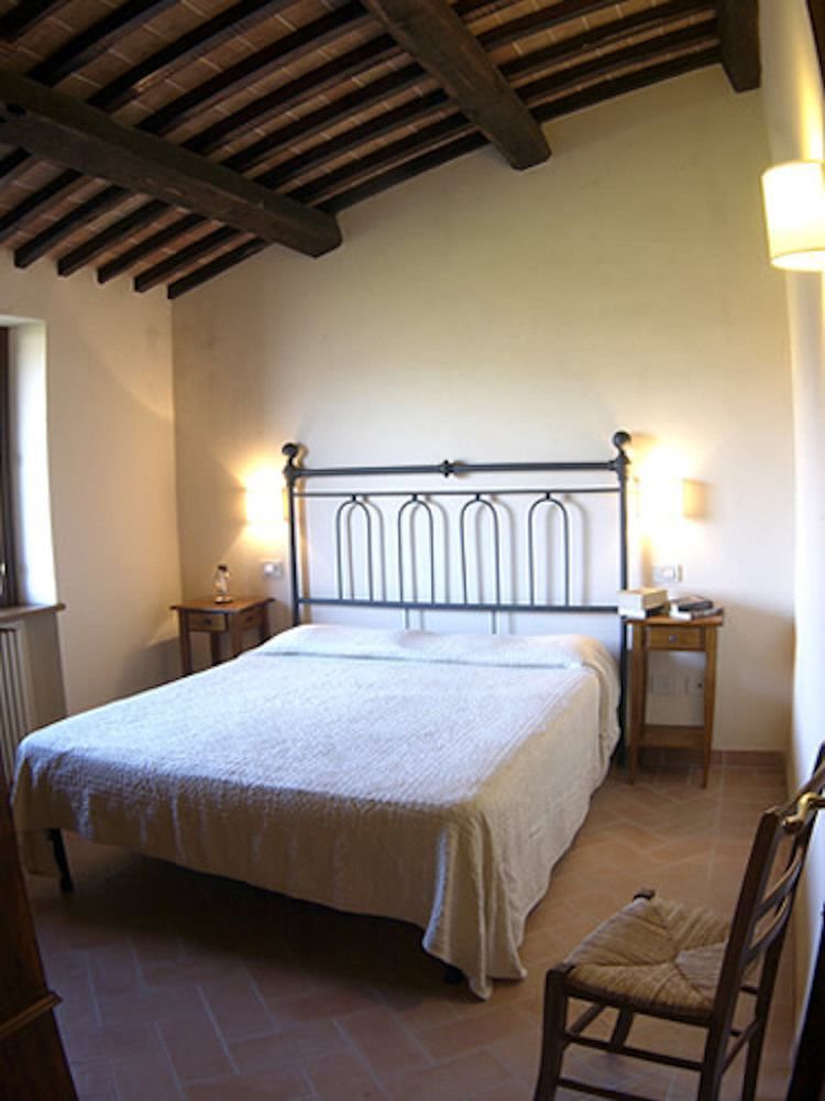 Agriturismo Castagna Alta Valfabbrica Buitenkant foto
