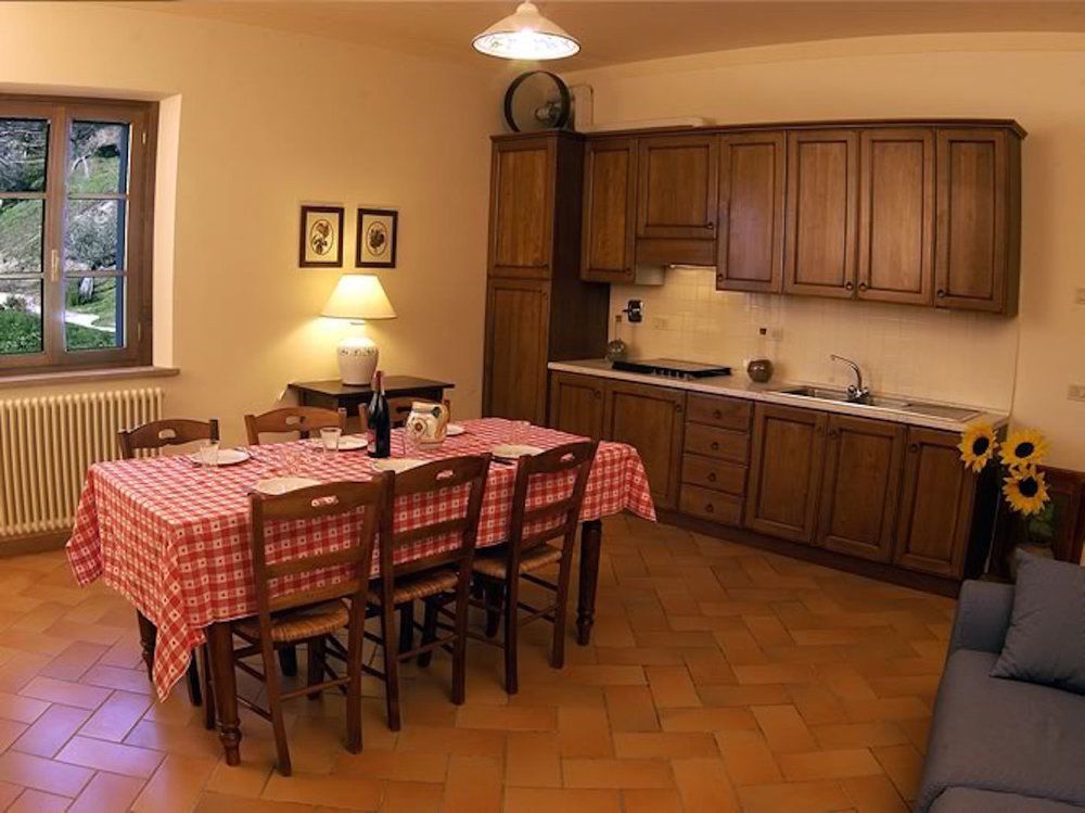 Agriturismo Castagna Alta Valfabbrica Buitenkant foto